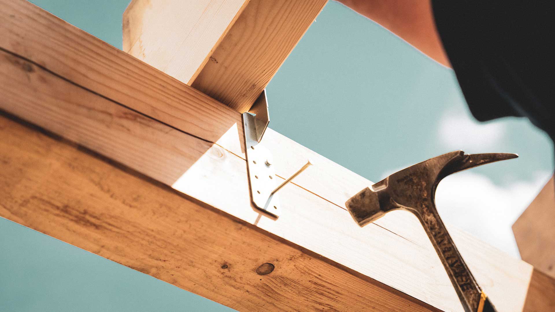 carpentry-6585279_1920
